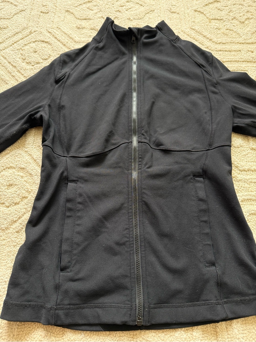 Alo Yoga Full-Zip Jacket size 4
